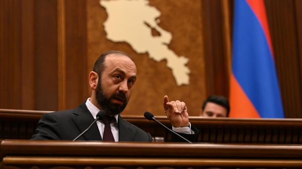 Արարատ Միրզոյան - Sputnik Արմենիա