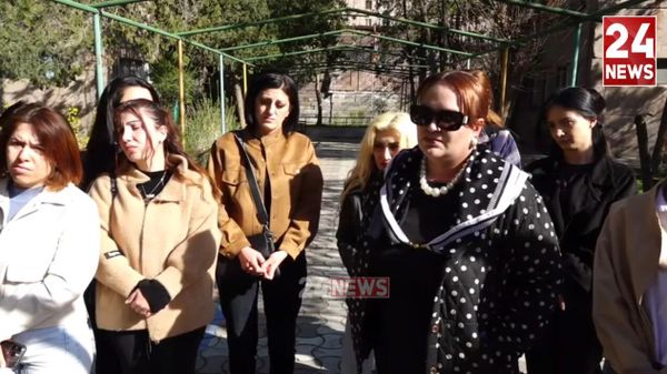 Երևանի թիվ 94 մանկապարտեզի ծնողները բողոքի ակցիա են անում - Sputnik Արմենիա