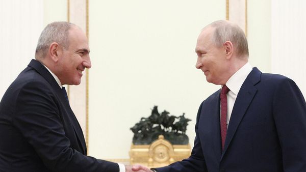 Встреча премьер-министра Никола Пашиняна с президентом РФ Владимиром Путиным (1 апреля 2026). Москвa - Sputnik Армения