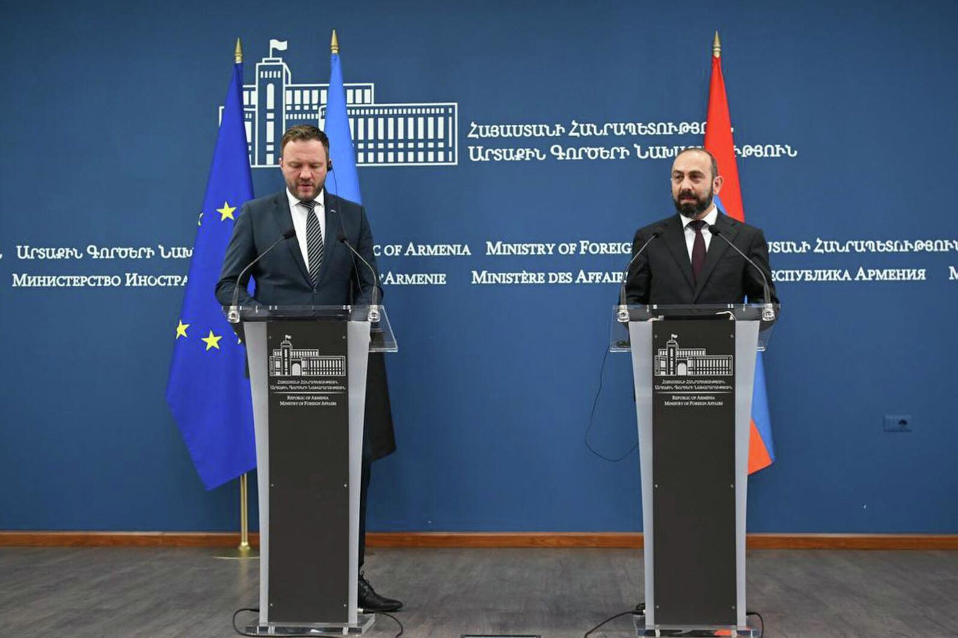 Пресс-конференция глав МИД Армении и Эстонии Арарата Мирзояна и Маргуса Цахкны по итогам встречи (10 апреля 2026). Ереван - Sputnik Армения, 1920, 10.04.2026