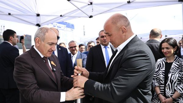 Երևանում տեղի ունեցավ Արթուր Աբրահամի անվան մարզահամալիրի հիմնարկեքի արարողությունը - Sputnik Արմենիա