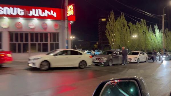 Երևանում հեղուկ գազի գազալցակայաններում երկար հերթեր է արձանագրվել - Sputnik Արմենիա