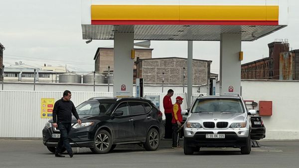 Автозаправка Shell в Ереване - Sputnik Արմենիա