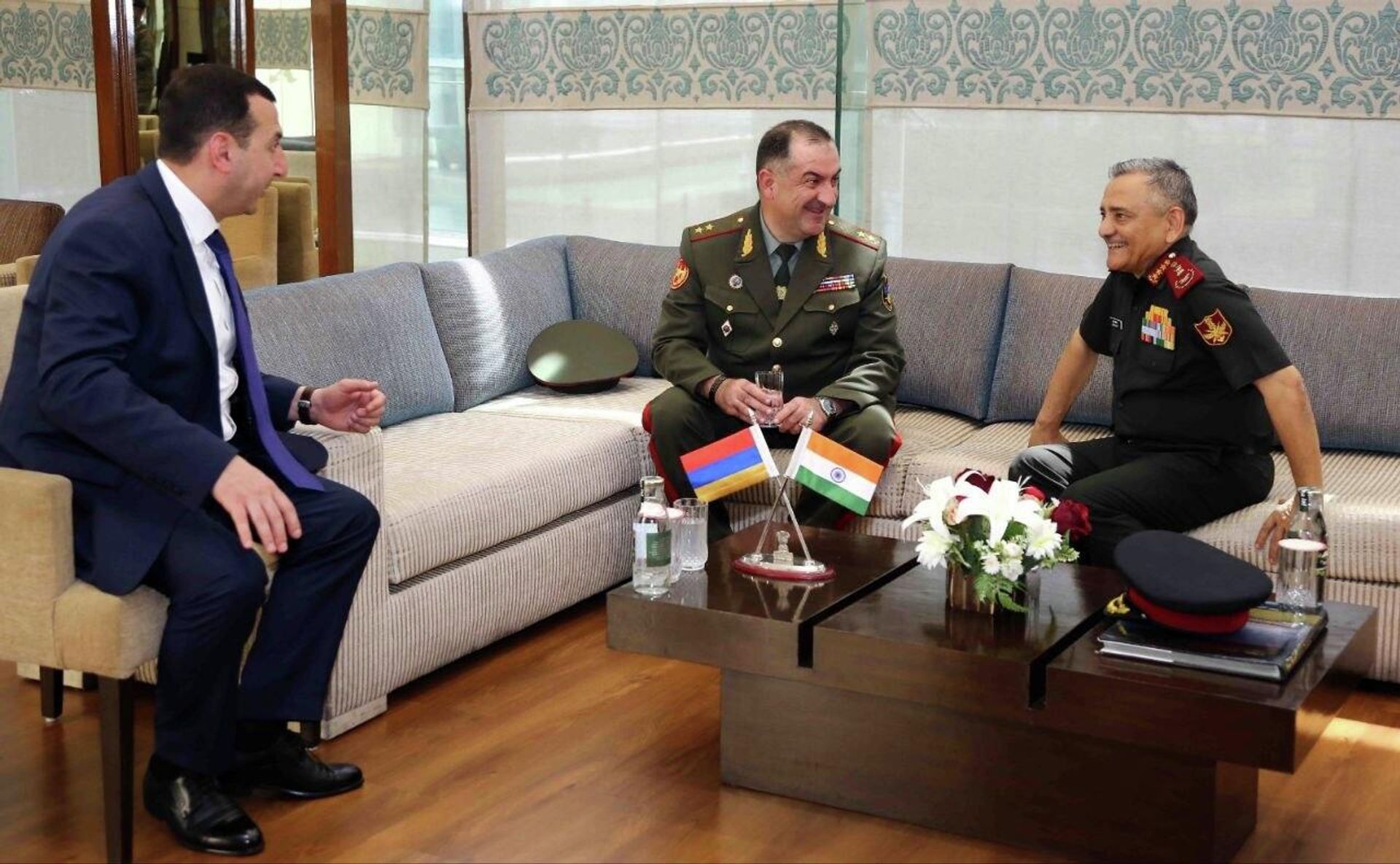 Первый замминистра обороны, начальник Генштаба ВС РА, генерал-лейтенант Эдвард Асрян прибыл с официальным визитом в Индию (27 апреля 2026). - Sputnik Արմենիա, 1920, 28.04.2026