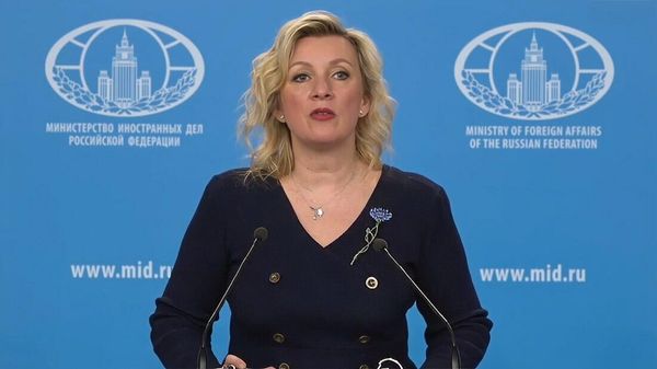Мария Захарова во время еженедельного брифинга (29 апреля 2026). Москвa - Sputnik Армения