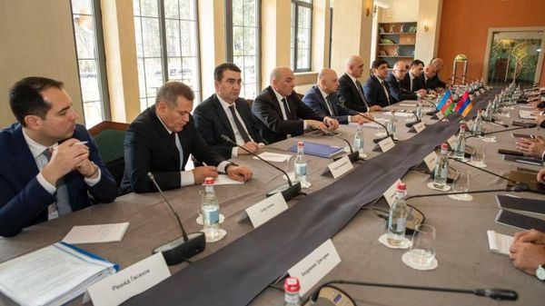 Աղվերանում տեղի է ունեցել Հայաստանի և Ադրբեջանի միջև սահմանազատման պետական հանձնաժողովների 13-րդ նիստը - Sputnik Արմենիա