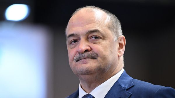 Глава Республики Дагестан Сергей Меликов на Кавказском инвестиционном форуме (29 апреля 2026). Минеральные Воды - Sputnik Армения