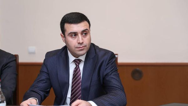 Прокурор Армавирской области Вардан Погосян на встрече с генпрокурором (12 февраля 2025). Арташат - Sputnik Армения