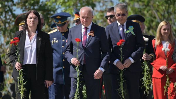 Սերգեյ Կոպիրկինը, Ղազախստանի և Չինաստանի դեսպաններ Բոլատ Իմանբաևը և Լի Սինվեյը, Բելառուսի գործերի ժամանակավոր հավատարմատար Ինեսա Կուդրուկը - Sputnik Արմենիա