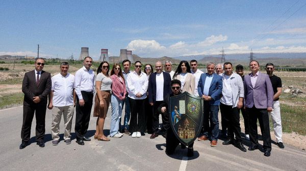 «Լուսավոր Հայաստանը» քարոզարշավի երրորդ օրը Մեծամորի ատոմակայանի մոտ էր - Sputnik Արմենիա