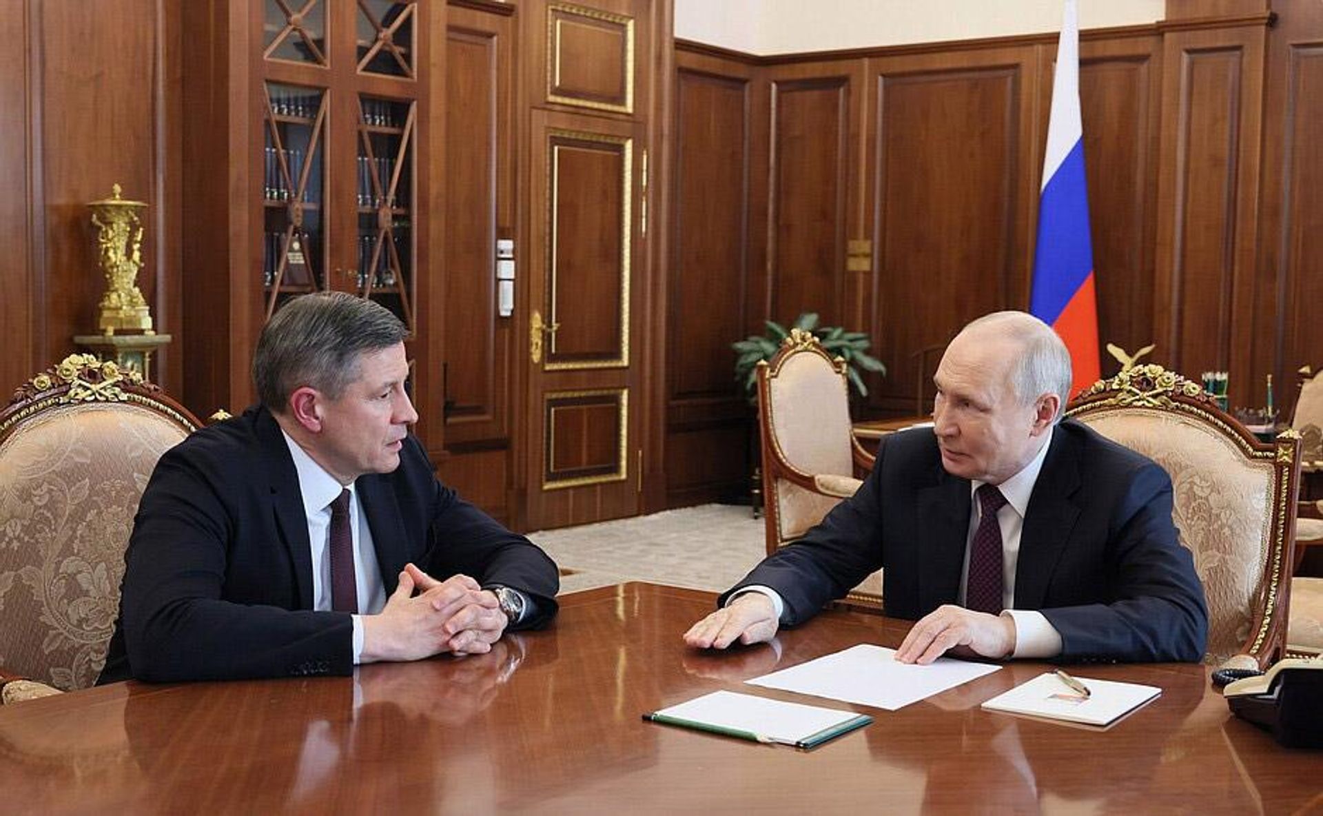 Президент РГ Владимир Путин провел рабочую встречу с Егором Ковальчуком (13 мая 2026). Москвa - Sputnik Արմենիա, 1920, 13.05.2026