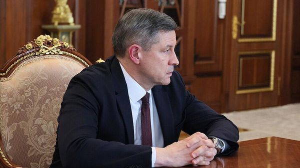 Президент РГ Владимир Путин провел рабочую встречу с Егором Ковальчуком (13 мая 2026). Москвa - Sputnik Армения