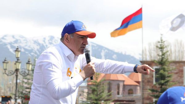 Նիկոլ Փաշինյան - Sputnik Արմենիա