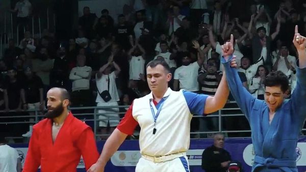 Карен Саркисян (58 кг) выиграл чемпионат Европы 2026 по самбо (17 мая 2026). Тбилиси - Sputnik Армения