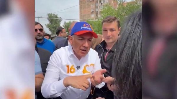 «Դուք եք կզել, փախել եք». Նիկոլ Փաշինյանը ինքնատիրապետումը կորցրեց - Sputnik Армения