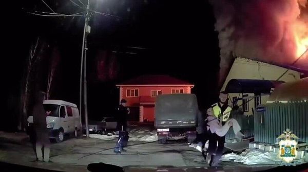 11-ю премию имени Тиграна Кеосаяна получат полицейские, спасшие людей из горящего дома Ханты-Мансийске - Sputnik Армения