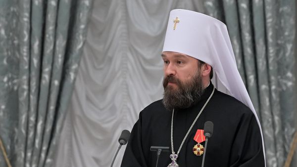 Председатель Отдела внешних церковных связей Московского патриархата Григорий Алфеев (митрополит Волоколамский Иларион), удостоенный ордена Александра Невского (2 февраля 2022). Москвa - Sputnik Армения