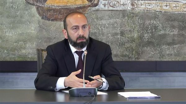 Արարատ Միրզոյան - Sputnik Արմենիա