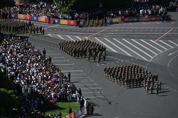 Военный парад, посвященный Дню Республики - Sputnik Армения
