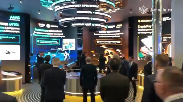 Պուտինն այցելել է ԵԱՏՄ երկրների թվային տեխնոլոգիաների նախագծերին նվիրված ցուցահանդես - Sputnik Արմենիա