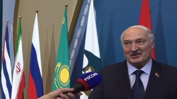 Лукашенко рассказал некоторые детали телефонного разговора с Макрономок - Sputnik Армения