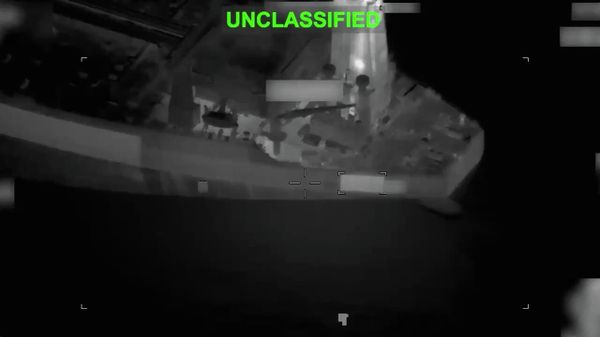 Американские военные ударили ракетой по пустому нефтяном танкеру, направлявшемуся в порт иранского острова Харк  - Sputnik Արմենիա