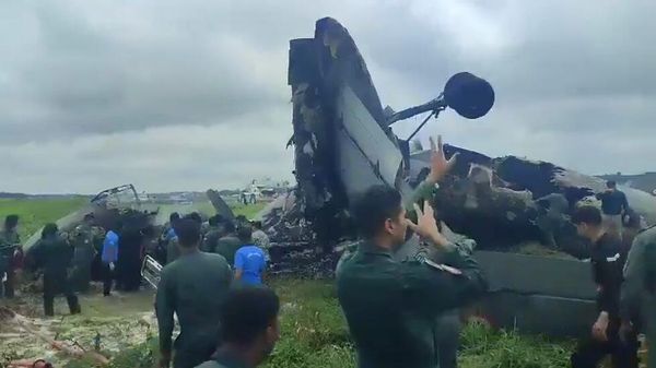  В Индии потерпел крушение военно-транспортный самолет Ан-32 при посадке на авиабазе Джорхат - Sputnik Армения