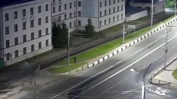 Кадры задержания мужчины, готовившего теракт на железнодорожной дороге в Ярославской области - Sputnik Արմենիա