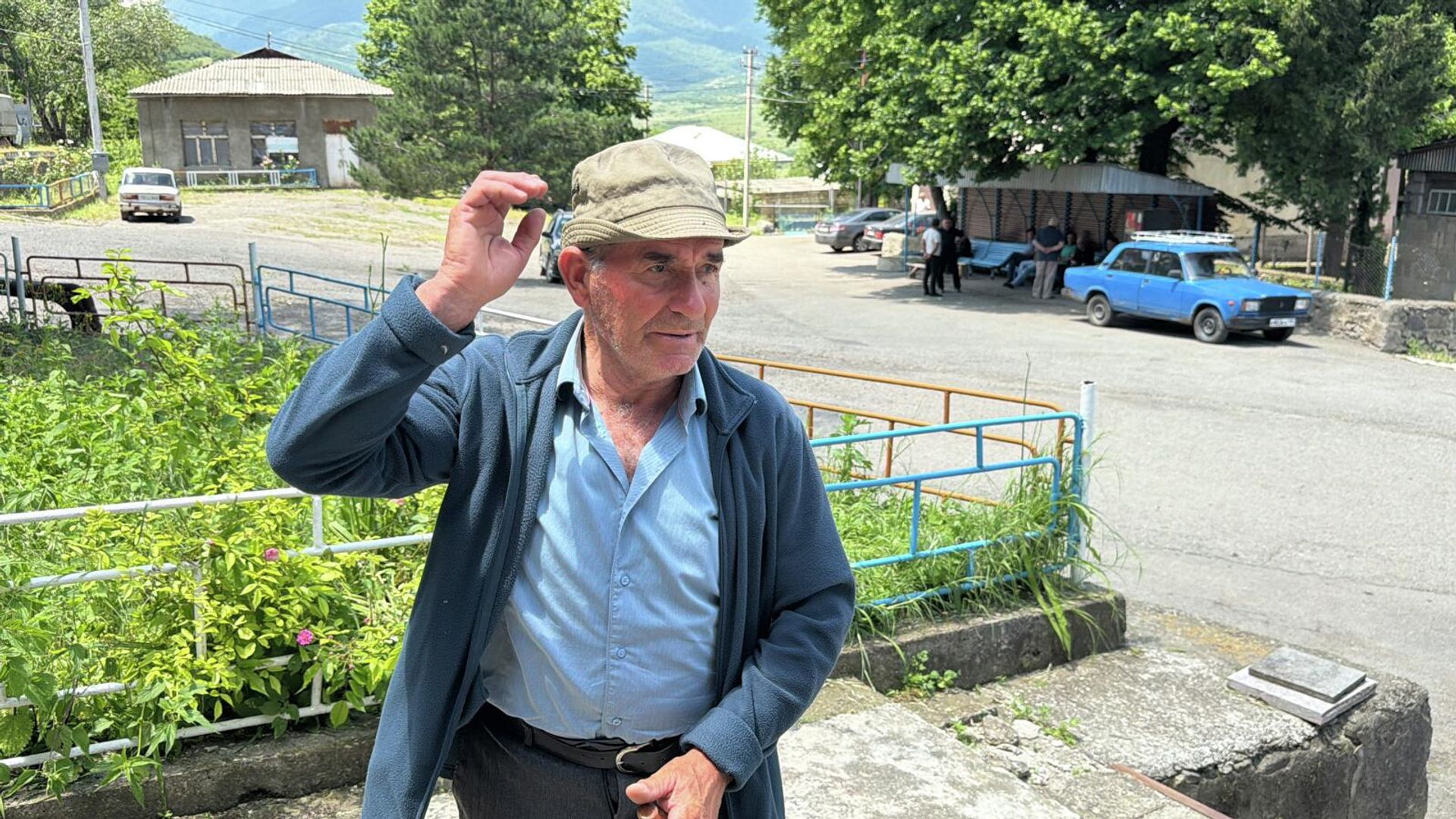 Житель села Воскепар Ишхан Геворкян Житель села Воскепар Ишхан Геворкян - Sputnik Армения, 1920, 23.06.2026