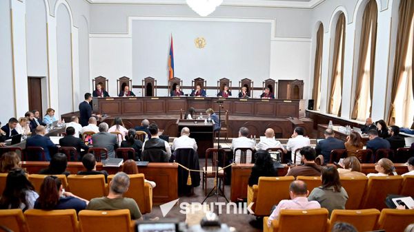 Рассмотрение жалоб оппозиционных сил, представленных в связи с выборами в Конституционном суде Армении (26 июня 2026). Еревaн - Sputnik Արմենիա