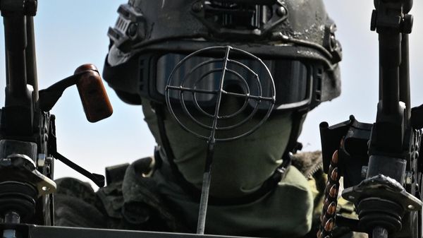 Боевое слаживание штурмовиков группировки войск Запад на Харьковском направлении СВО - Sputnik Армения