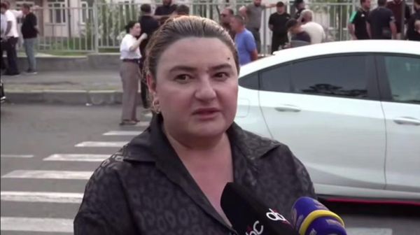 30 հոգով փորձում եք գետնին տապալել Գագիկ Ծառուկյանին, իսկ նա միանձնյա ձեզ 30-իդ կարող էր միաժամանակ գետնին պառկեցնել․ Իվետա Տոնոյանն անդրադարձել է ՔԿ հրապարակած տեսանյութին - Sputnik Արմենիա