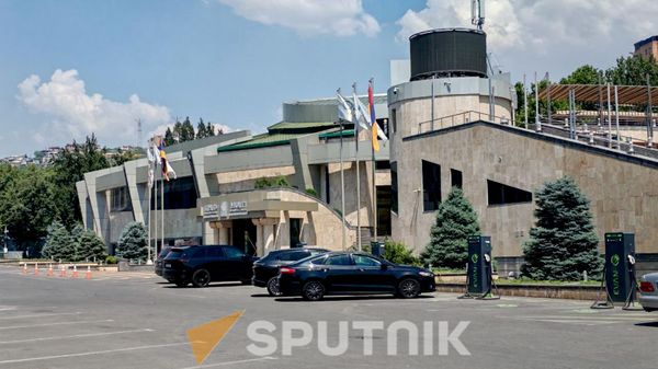 «Մուլտի Վելնեսի» շենքը - Sputnik Արմենիա
