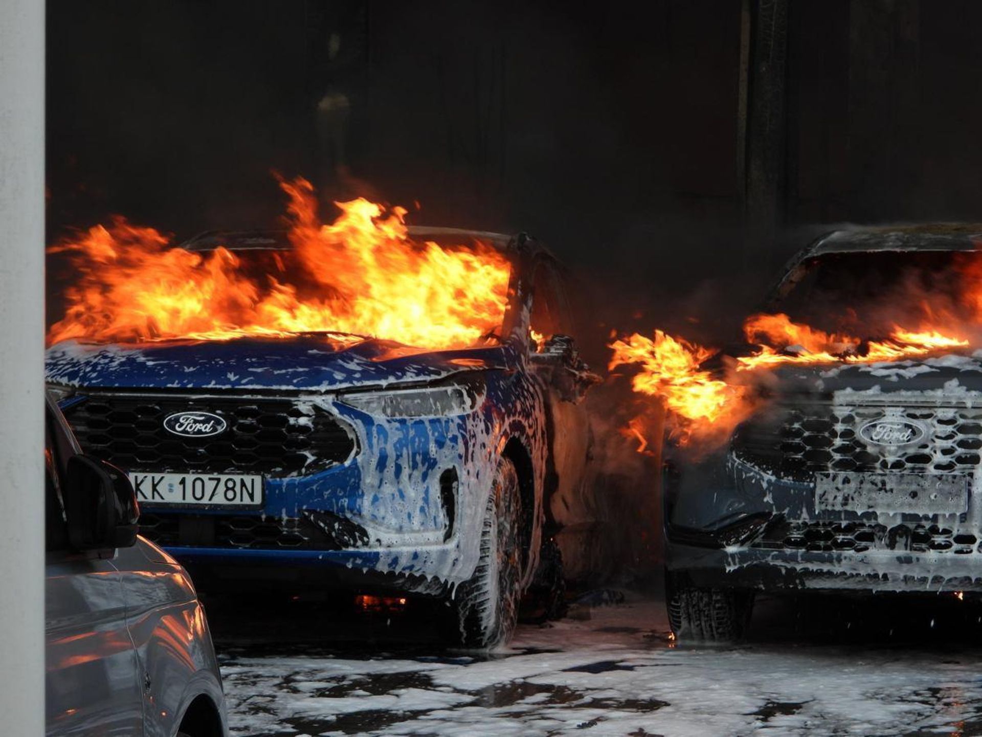 Пожар в салоне Ford (23 июля 2026). Варшава - Sputnik Армения, 1920, 23.07.2026