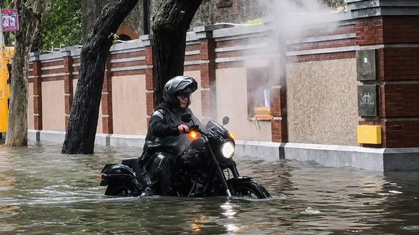 Ливни и тайфун «Долфин» затопили Шанхай - Sputnik Армения