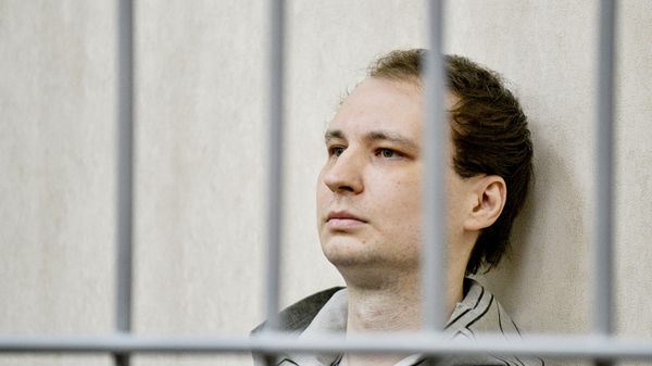28-летний гражданин США Роберт Гилман, в отношении которого возбуждено уголовное дело о применении насилия к сотруднику полиции, на заседании в Центральном районном суде (9 сентября 2024). Воронеж - Sputnik Армения