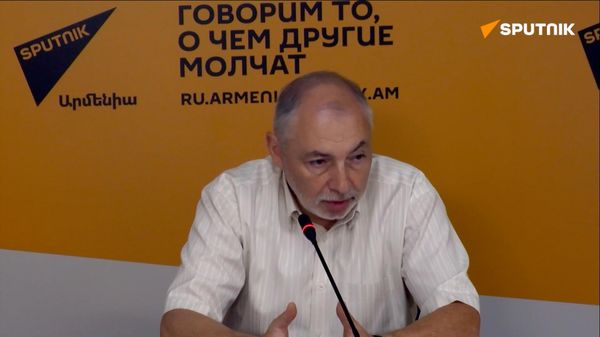 Айк Бабуханян о сборе подписей для референдума - Sputnik Армения