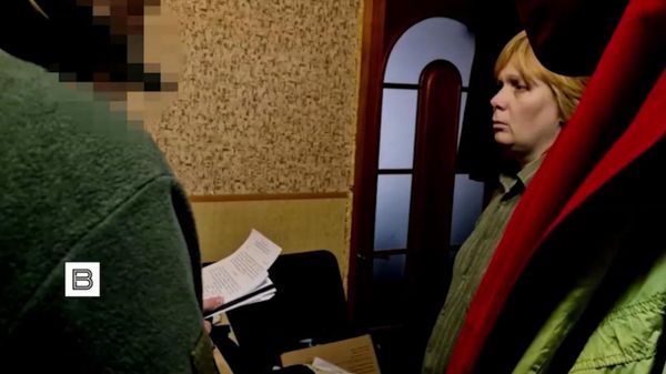 ФСБ задержала жительницу Донецка по подозрению в шпионаже и публичных призывах к терроризму - Sputnik Армения
