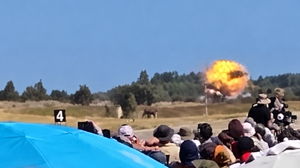 В Греции истребитель F-4 Phantom рухнул во время показательного полета  - Sputnik Արմենիա