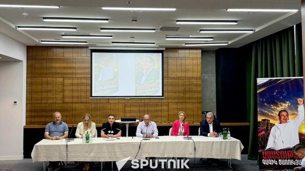 Пресс-конференция Совета защиты Гагика Царукяна и других политзаключенных (10 сентября 2026). Еревaн - Sputnik Армения