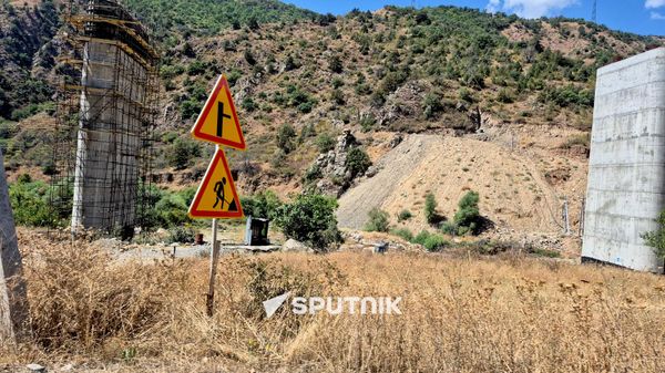 Дорожно-строительные работы в Сюнике - Sputnik Армения