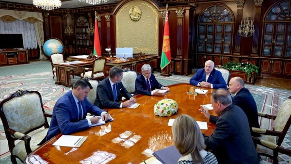 Президент Беларуси А. Лукашенко провел встречу с представителем президента США Дж. Коулом - Sputnik Армения