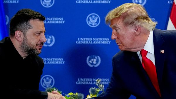 Президент США Дональд Трамп на встрече с президентом Украины Владимиром Зеленским во время Генеральной Ассамблеи ООН (22 сентября 2026). Нью-Йорк - Sputnik Армения
