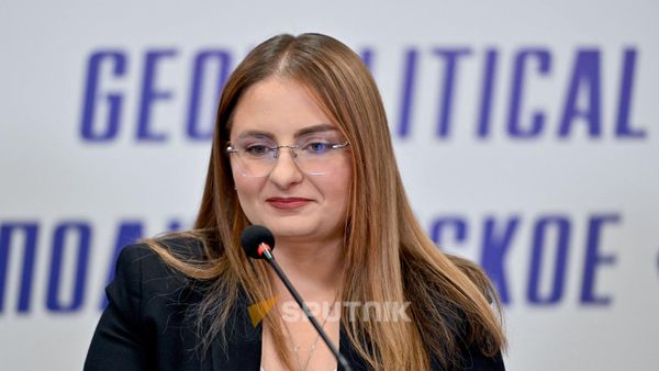 Депутат Кристине Варданян на пресс-конференции депутатов от фракции Армения (23 сентября 2026). Еревaн - Sputnik Армения
