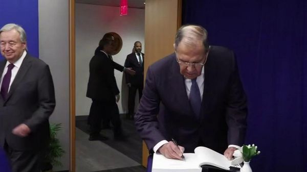Сергей Лавров передал Антониу Гутеррешу доклад о фальсификации событий в Буче - Sputnik Армения