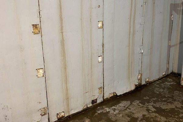 Инспекционный орган безопасности пищевых продуктов приостановил производственную деятельность молочно-пищевого завода ООО Арзни Катнамтерк (Еревaн) Инспекционный орган безопасности пищевых продуктов приостановил производственную деятельность молочно-пищевого завода ООО Арзни Катнамтерк (Еревaн) - Sputnik Армения