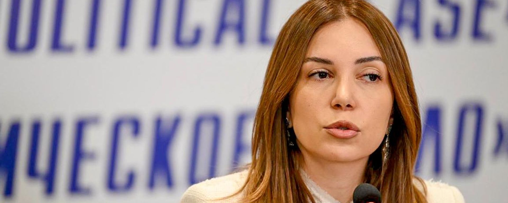 Депутат парламентской фракции Армения Анна Григорян на пресс-конференции (5 октября 2026). Еревaн - Sputnik Армения, 1920, 05.10.2026