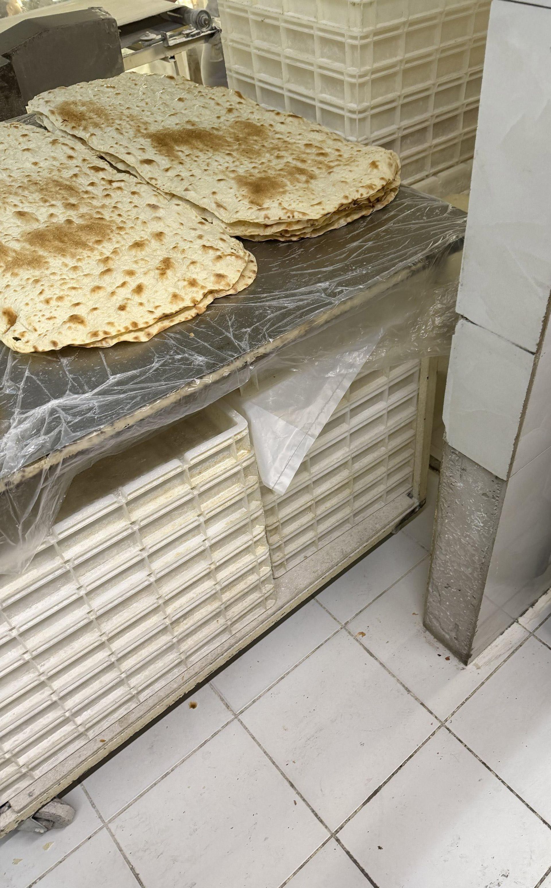 Инспекционный орган по безопасности пищевых продуктов приостановил деятельность цеха по производству хлебобулочных изделий в одном из сети супермаркетов Ереван Сити - Sputnik Արմենիա, 1920, 05.10.2026