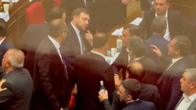 ԱԺ–ում կրքերը կրկին լարվեցին. 2–րդ ընդմիջումը հայտարարվեց