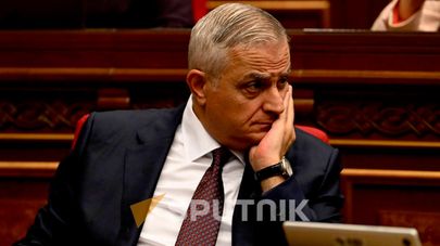 Мгер Григорян во время Правительственного часа в Национальном Собрании (7 октября 2026). Еревaн